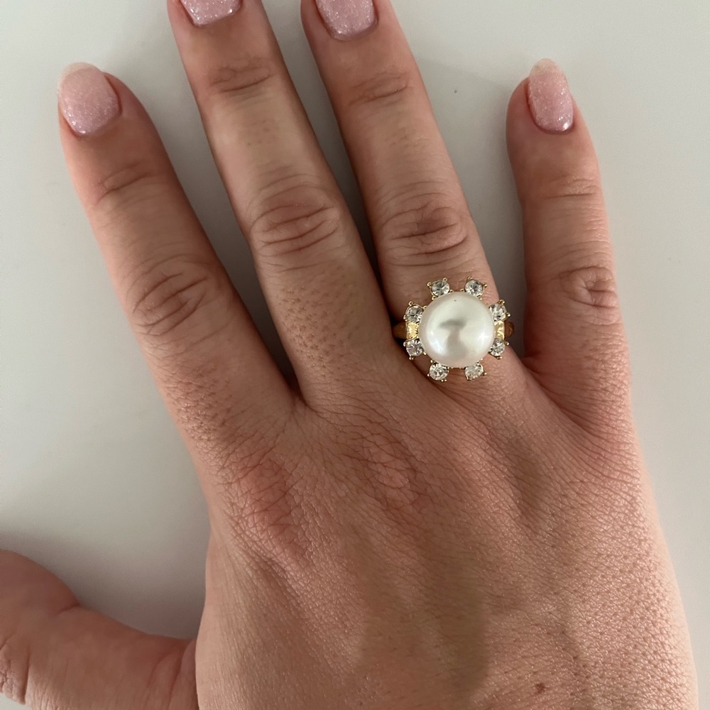 Jewelmint pearl ring